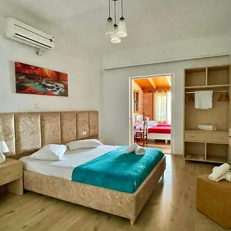 Lazaris Kwstas Rooms Himare Esterno foto