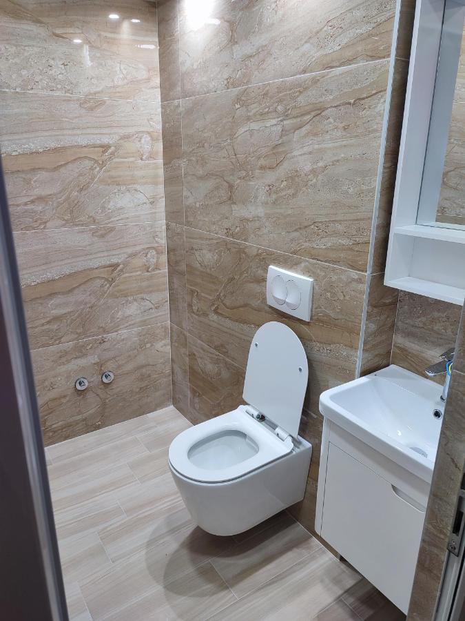 Lazaris Kwstas Rooms Himare Esterno foto