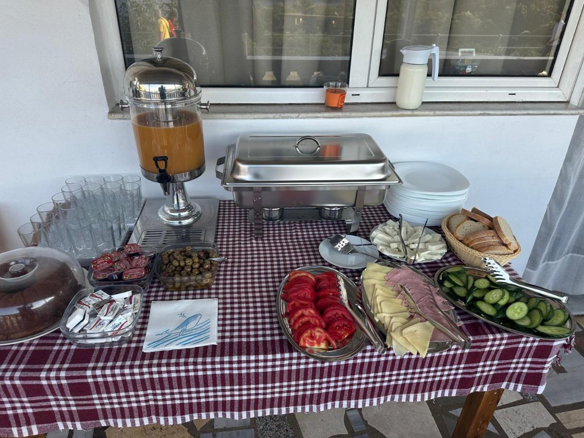 Lazaris Kwstas Rooms Himare Esterno foto